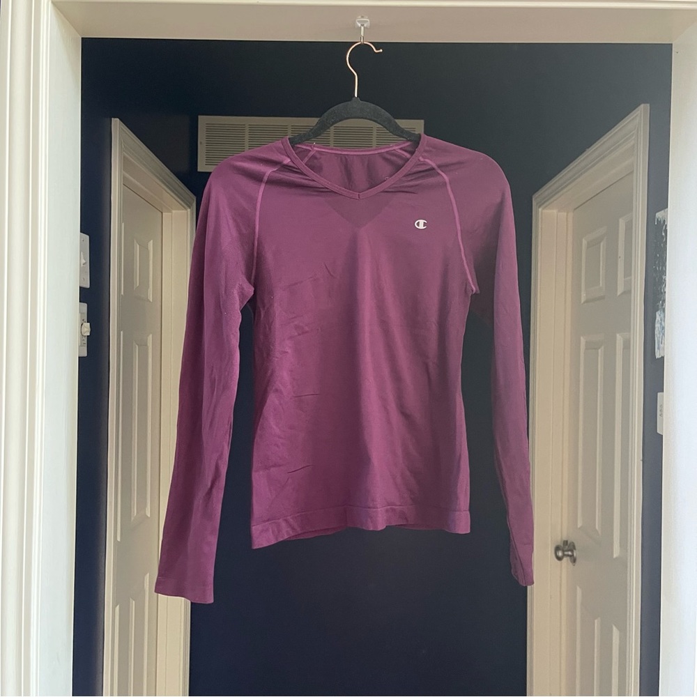 ⭐️ 3/$10 ⭐️ Champion Double Dry Long Sleeve Top
